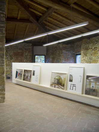 Exhibition: Build on built (Porta S. Agostino nell'ambito di Bergamo Architettura). Photo: Lungomare