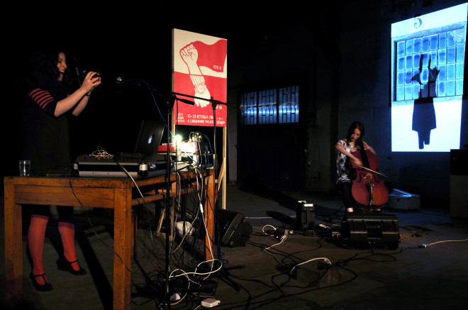 Barbara de Dominicis, Julia Kent, Davide Lonardi. Photo: Ivo Corrà