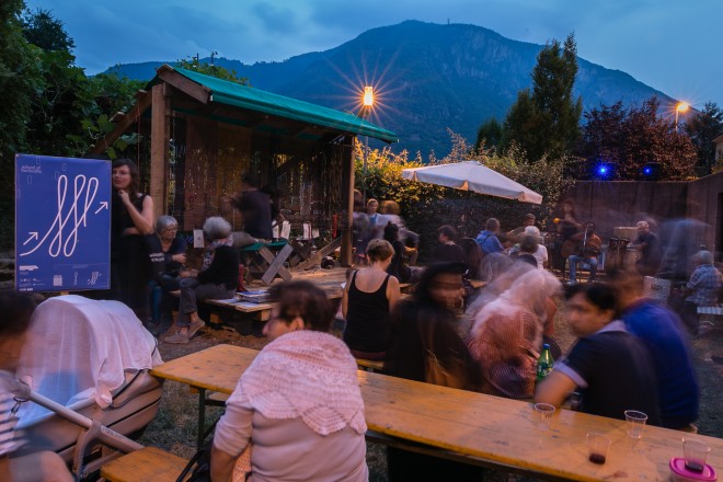 Where on earth do we belong # School of Verticality, chapter 1: Weaving one's garden biographies, Bozen, September 2018. A field research by Sophie Krier, courtesy Lungomare. Photo Jörg Oschmann.