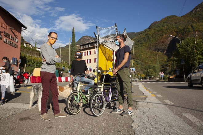 Co-Carts, test-ride, October 2020, a project by orizzontale. Courtesy Lungomare. Image by Giulia Faccin